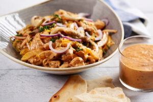 salade - salade met kip en oesterzwammen - Rejo Toscaanse dressing